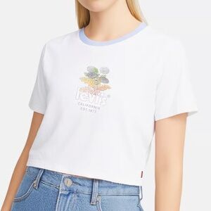Levi's Cropped White Graphic T-Shirt